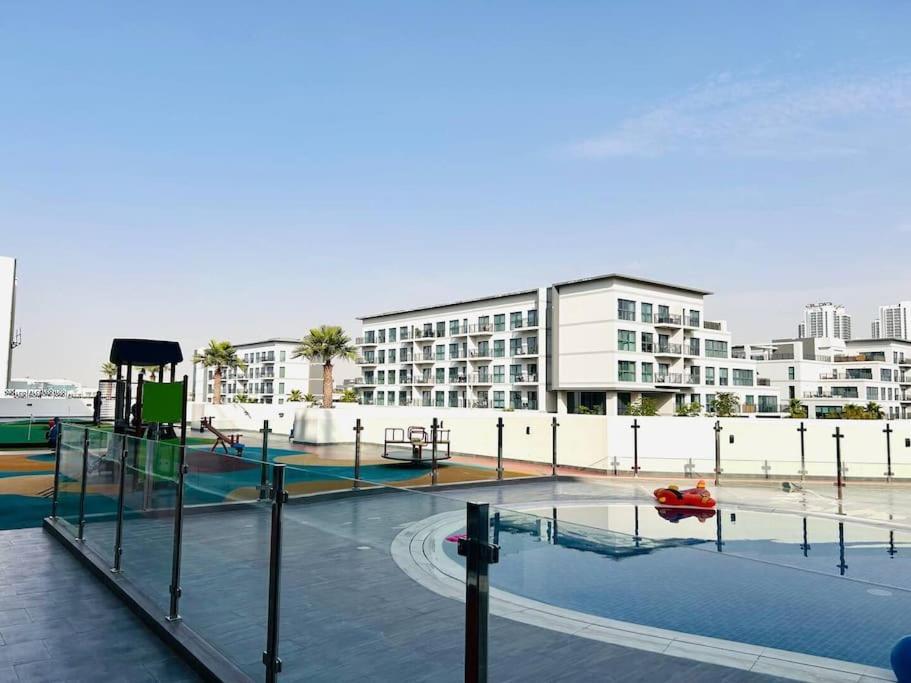 Entierement Meuble Apartment Dubai