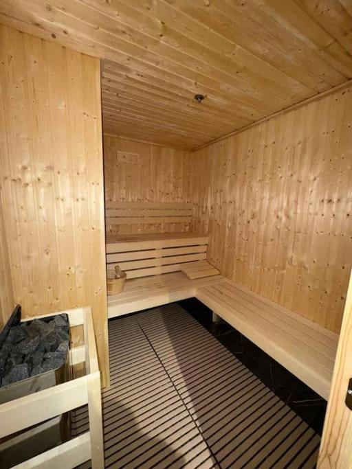 Entierement Meuble Apartment *
