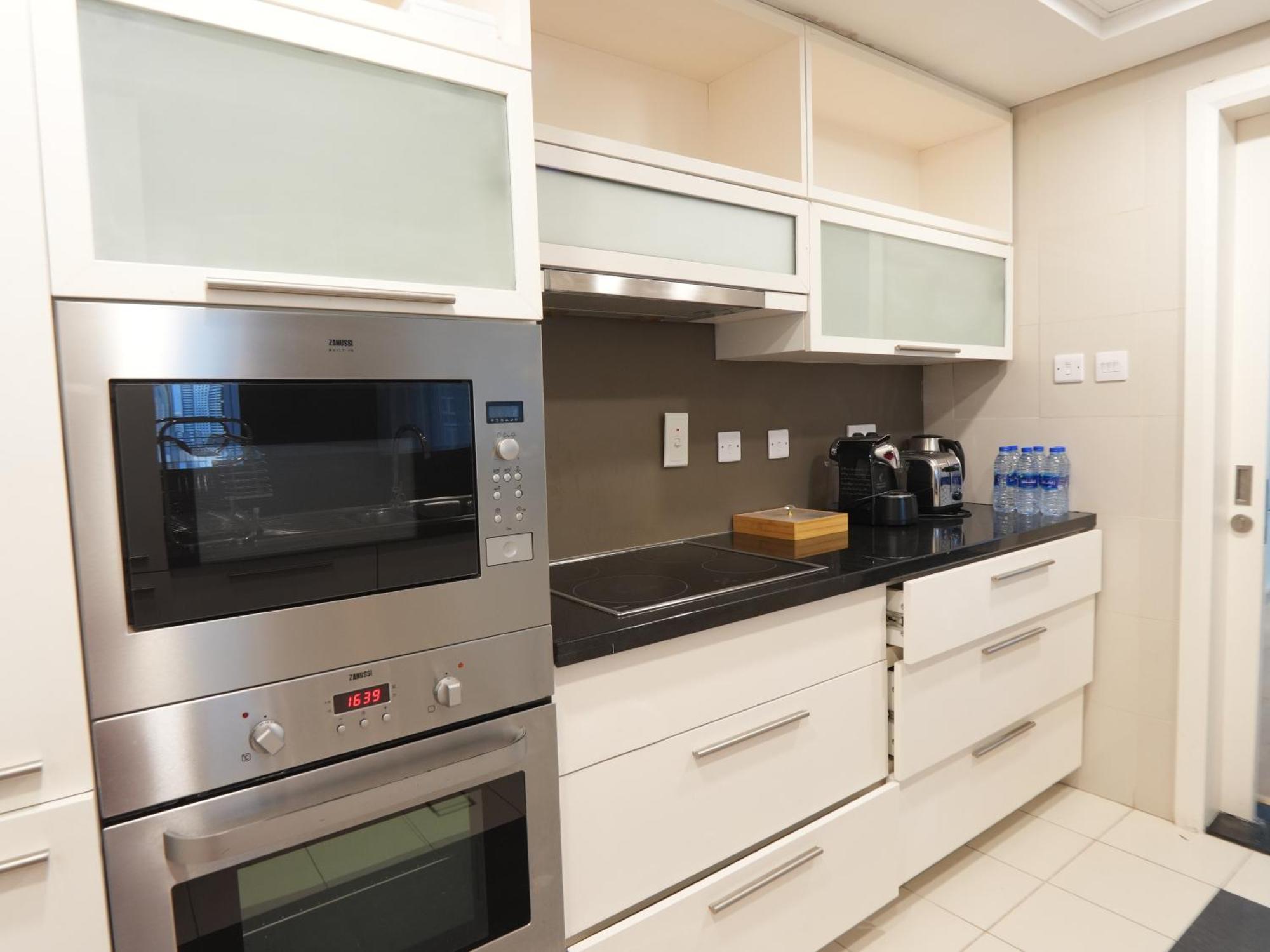 Apartment Easygo - Comfy 2bdr In Loft Tower Downtown Dubai