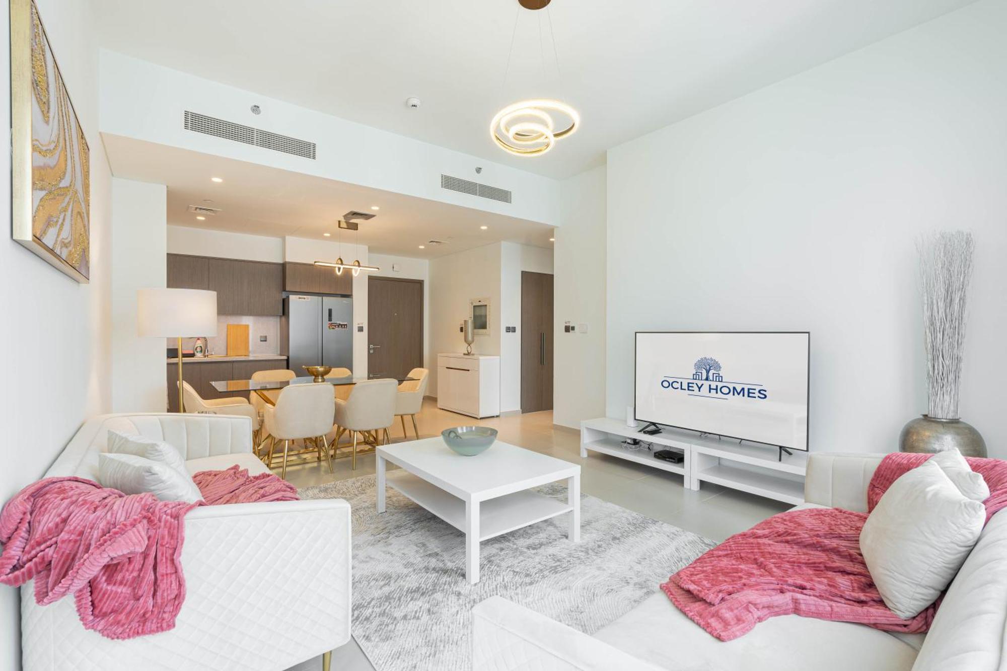Brand New Minutes Away From Burj Khalifa Apartment