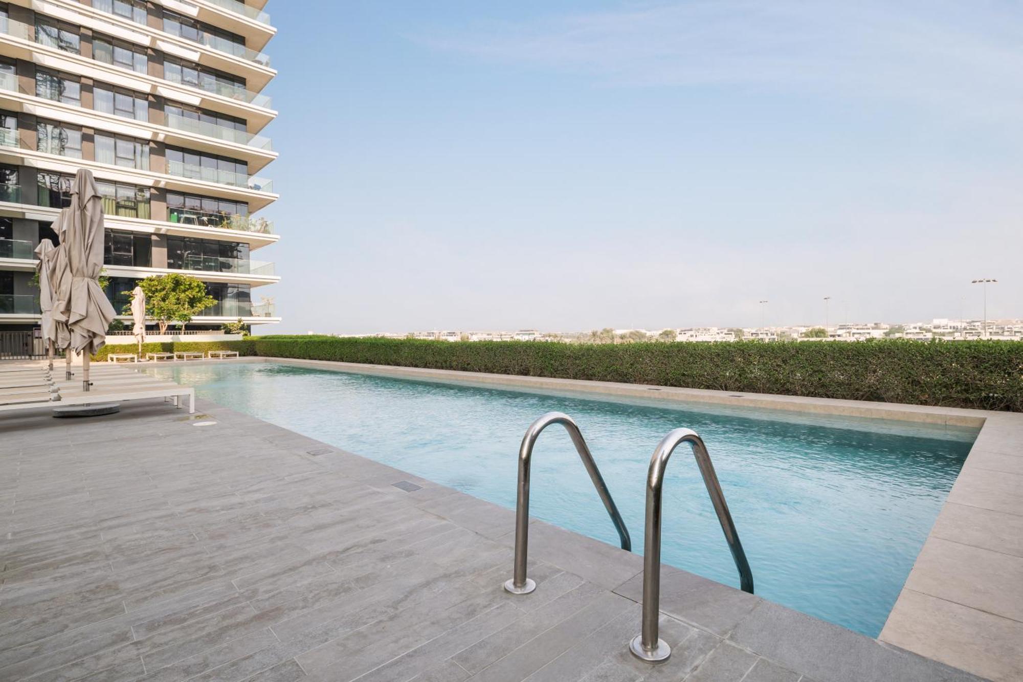 Prestige 2 Bedroom In Golf Hills Apartment
