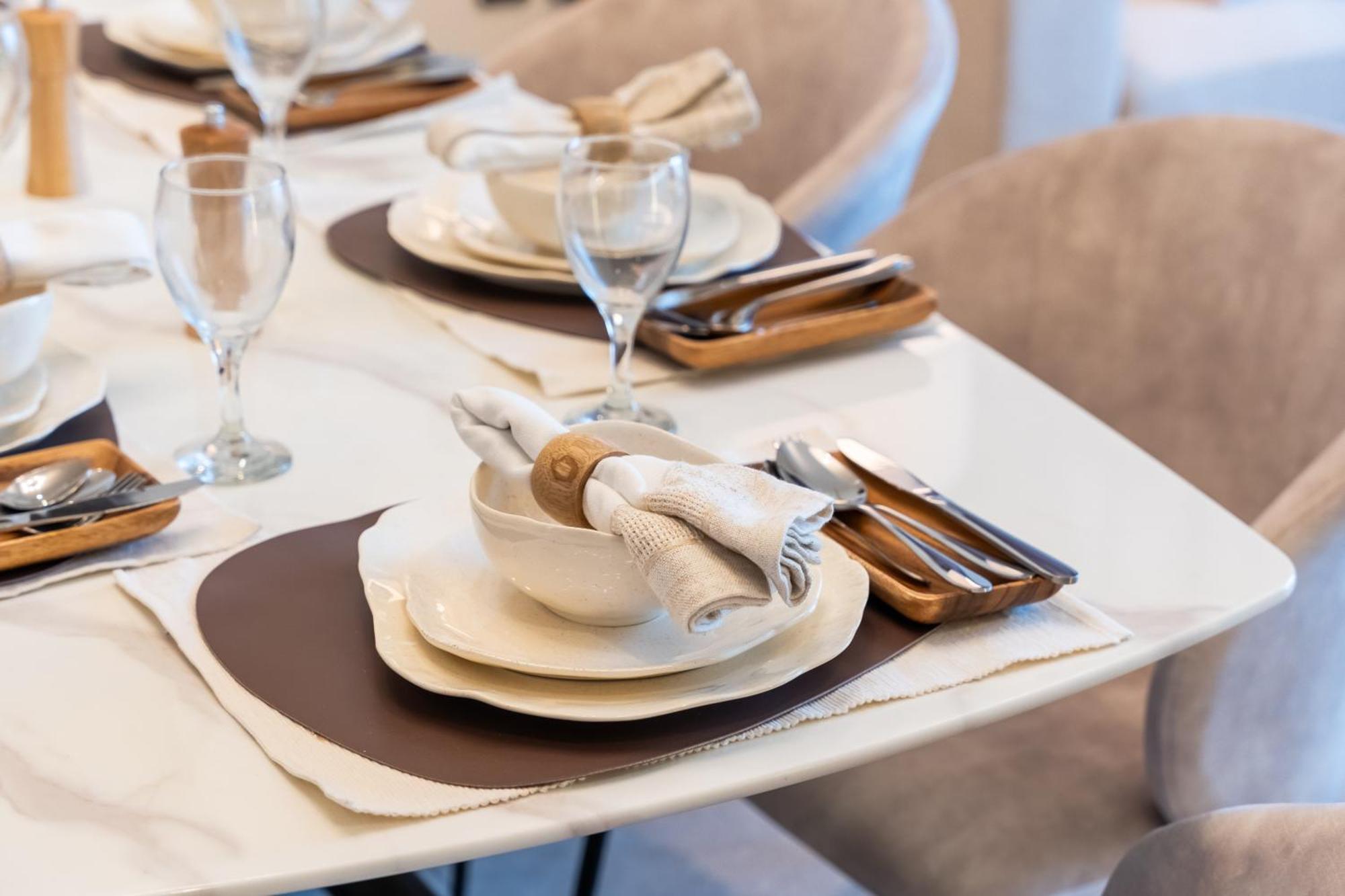Prestige 2 Bedroom In Golf Hills Apartment