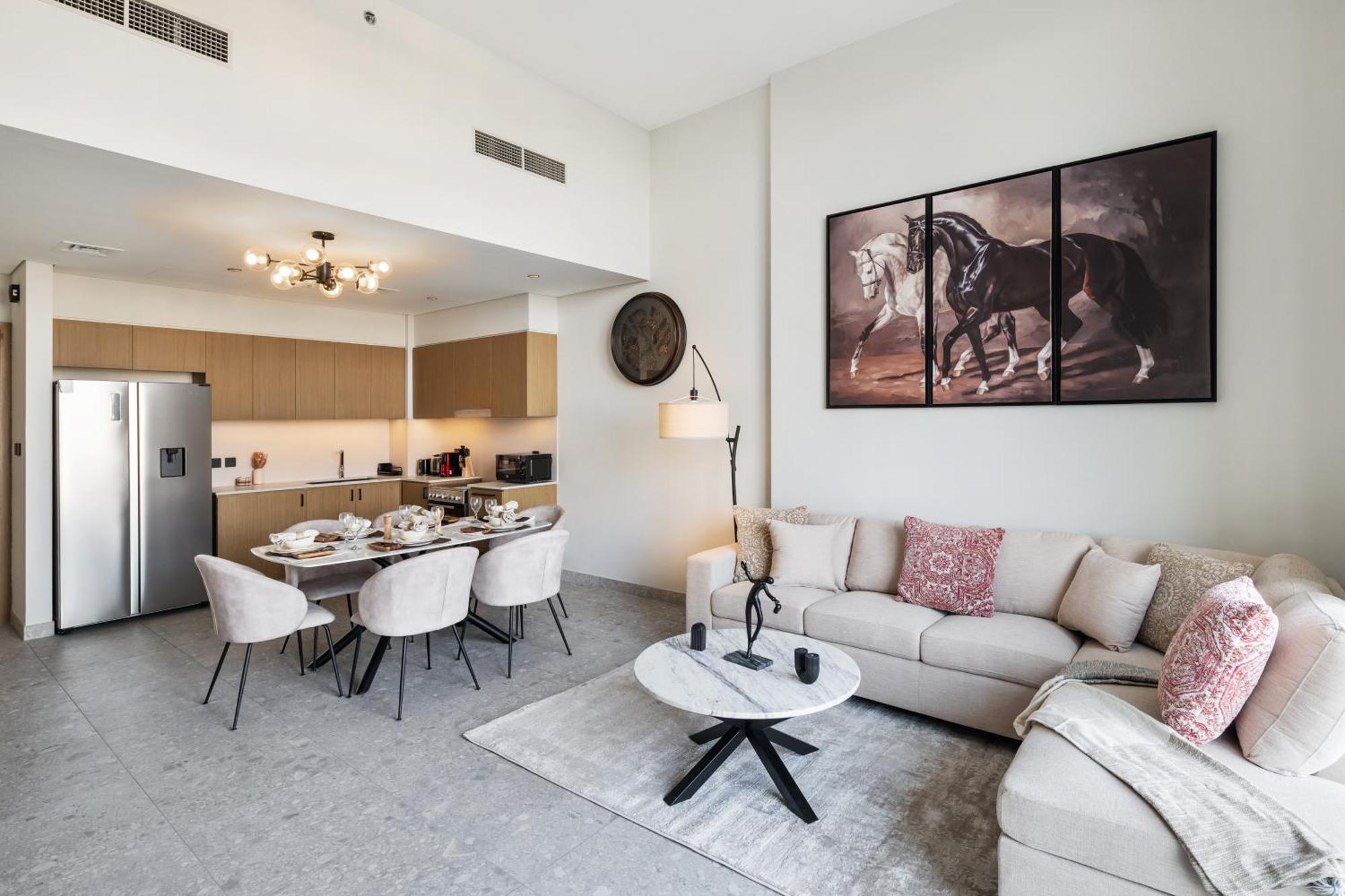 Prestige 2 Bedroom In Golf Hills Apartment Dubai