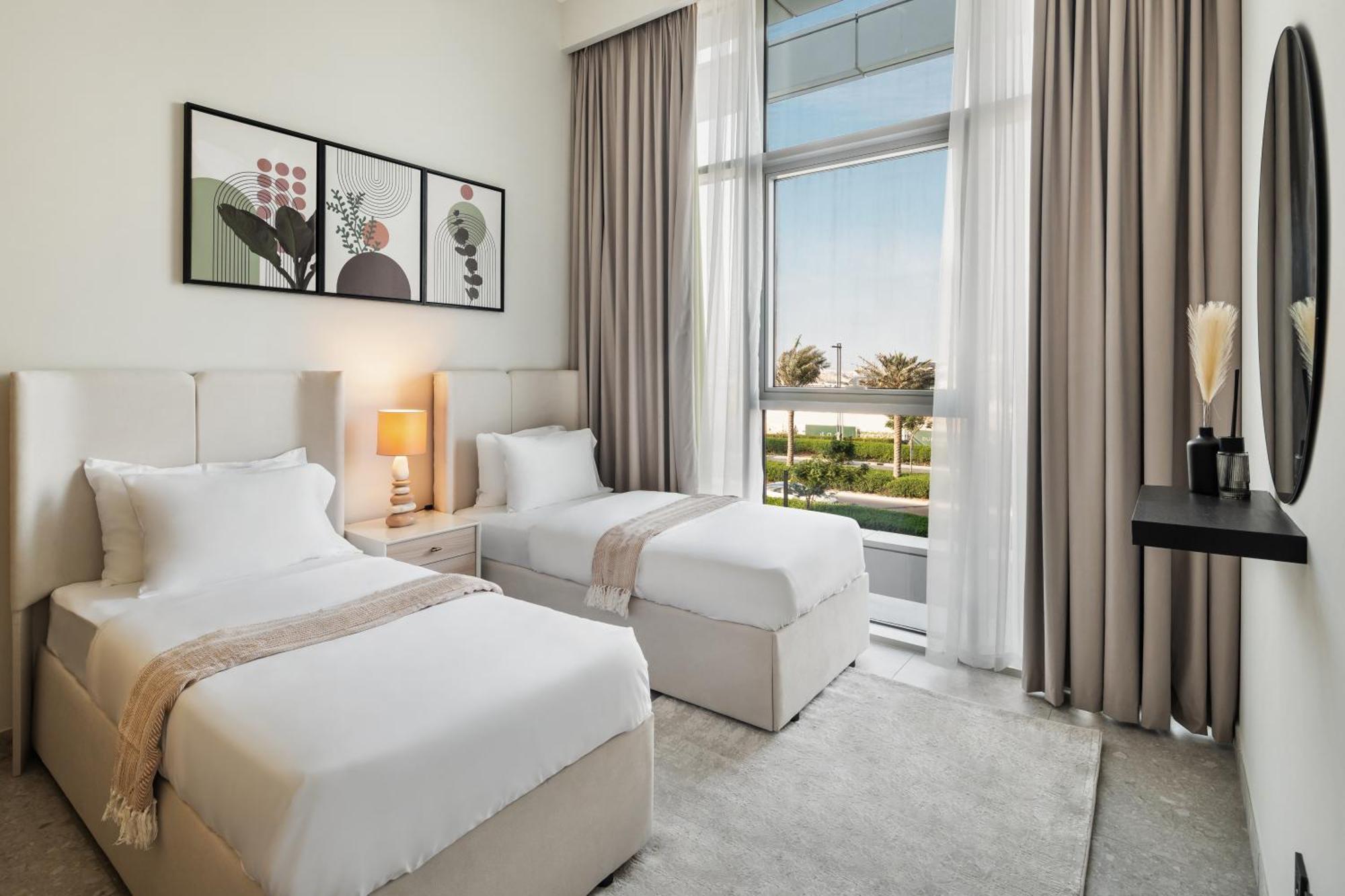 Apartment Prestige 2 Bedroom In Golf Hills Dubai