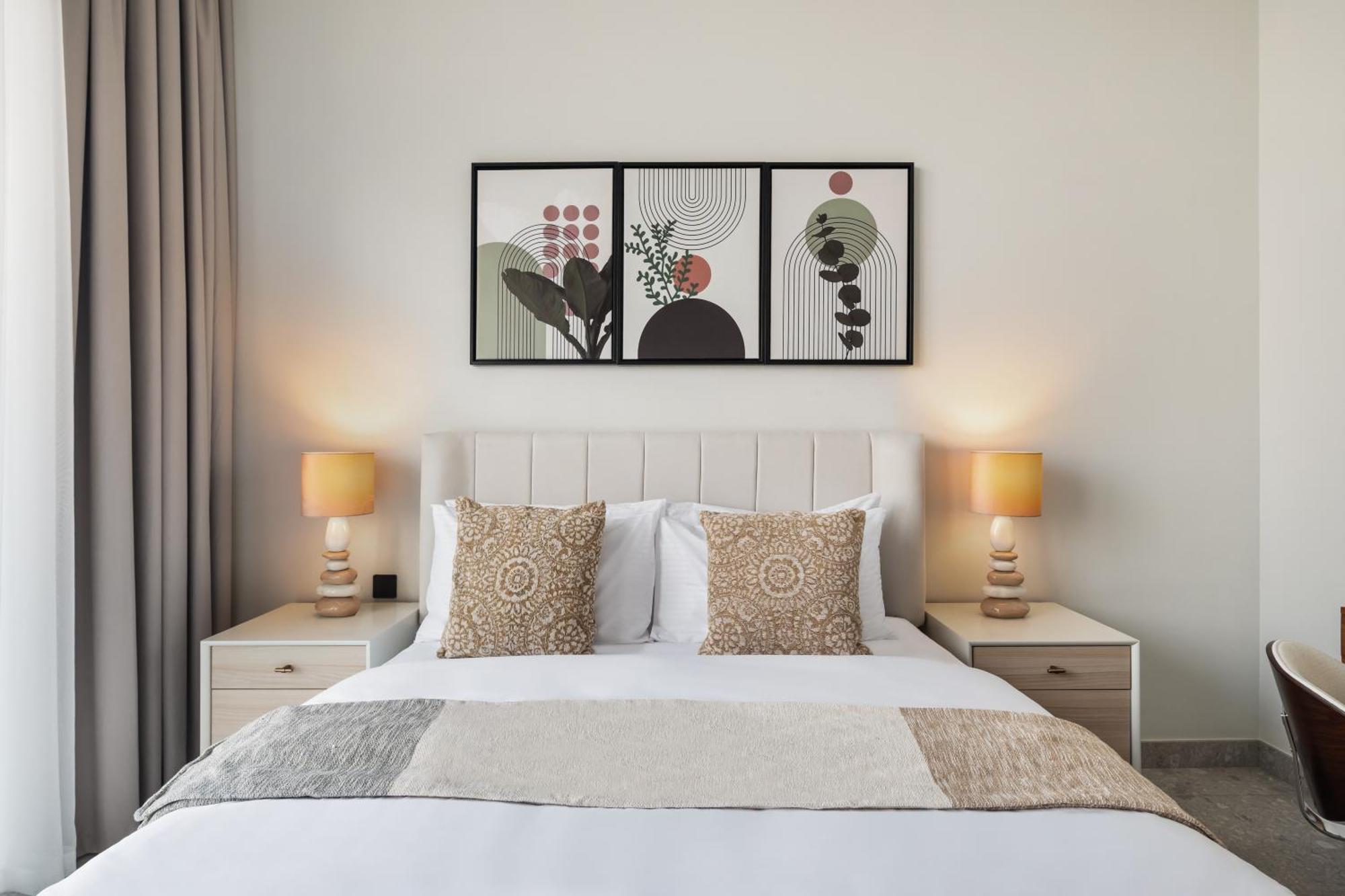Apartment Prestige 2 Bedroom In Golf Hills *