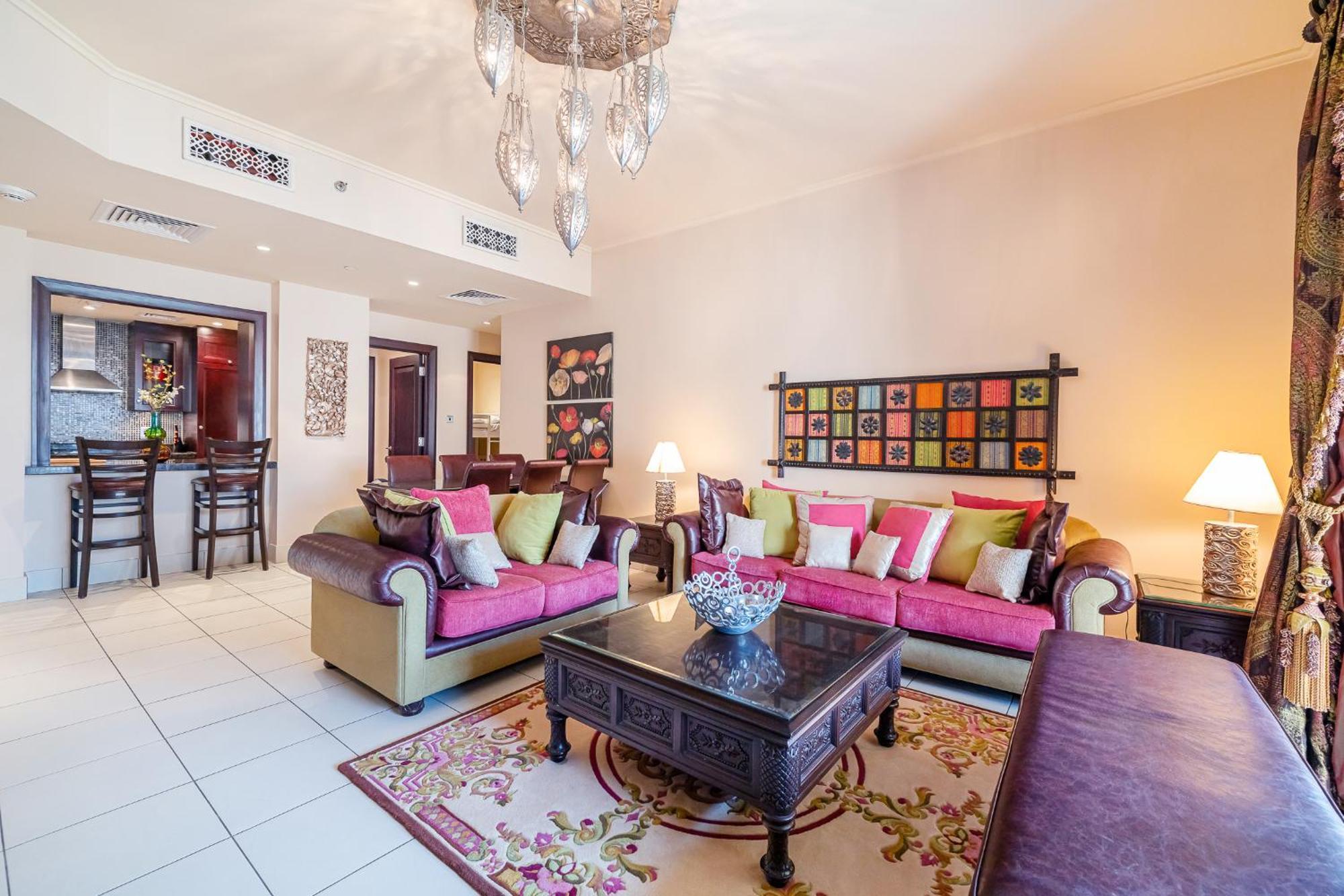 Apartment Traditional With Full Burj View In The Old Town Dubai
