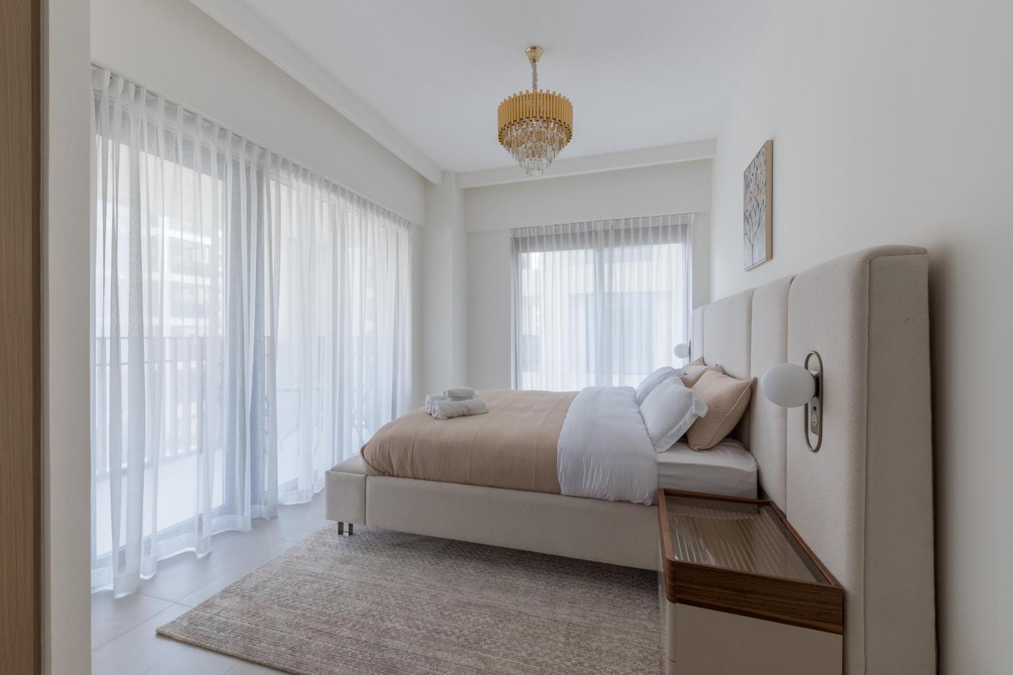 Apartment Premium White And Beige 3br In Creek Harbour Dubai