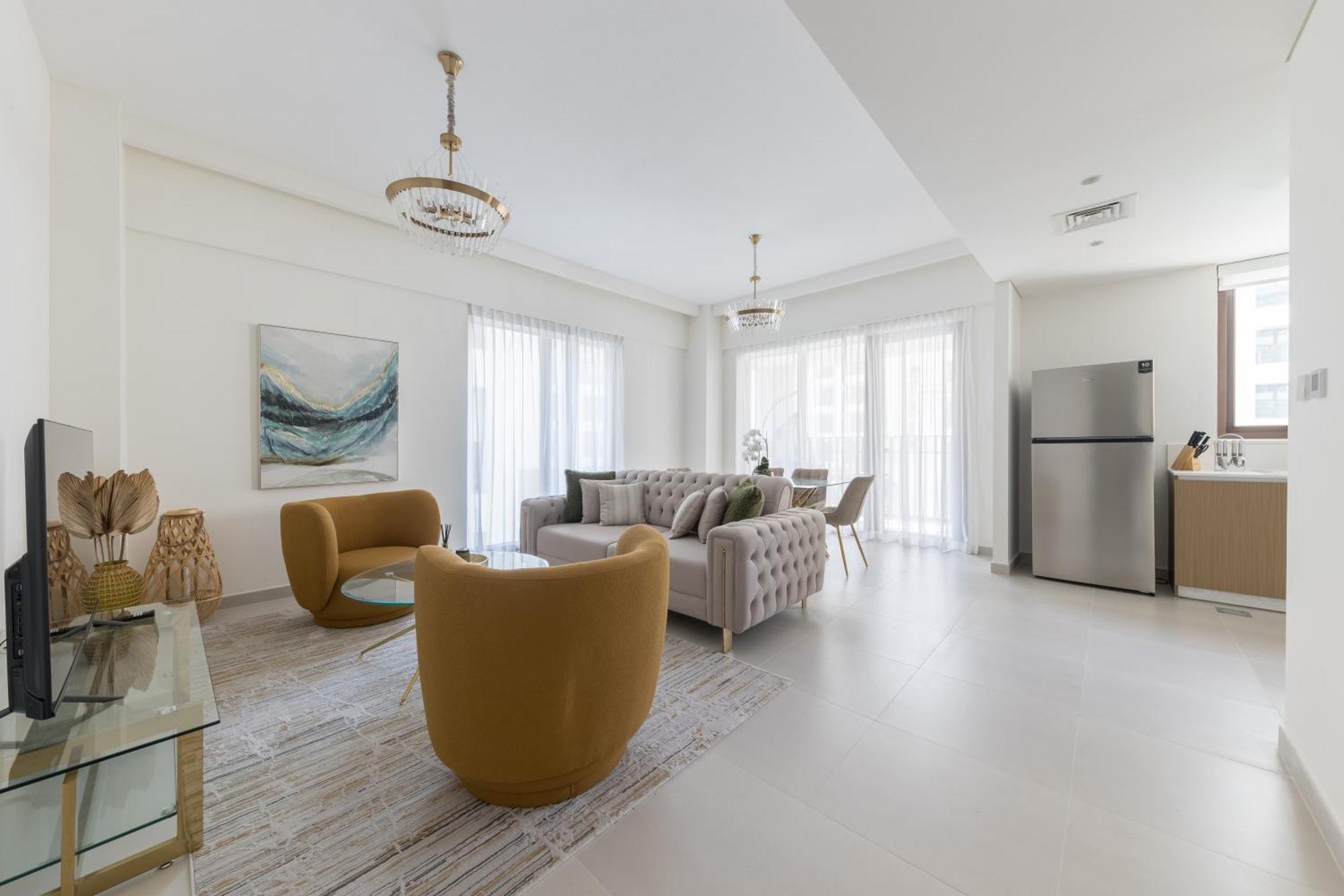 Premium White And Beige 3br In Creek Harbour