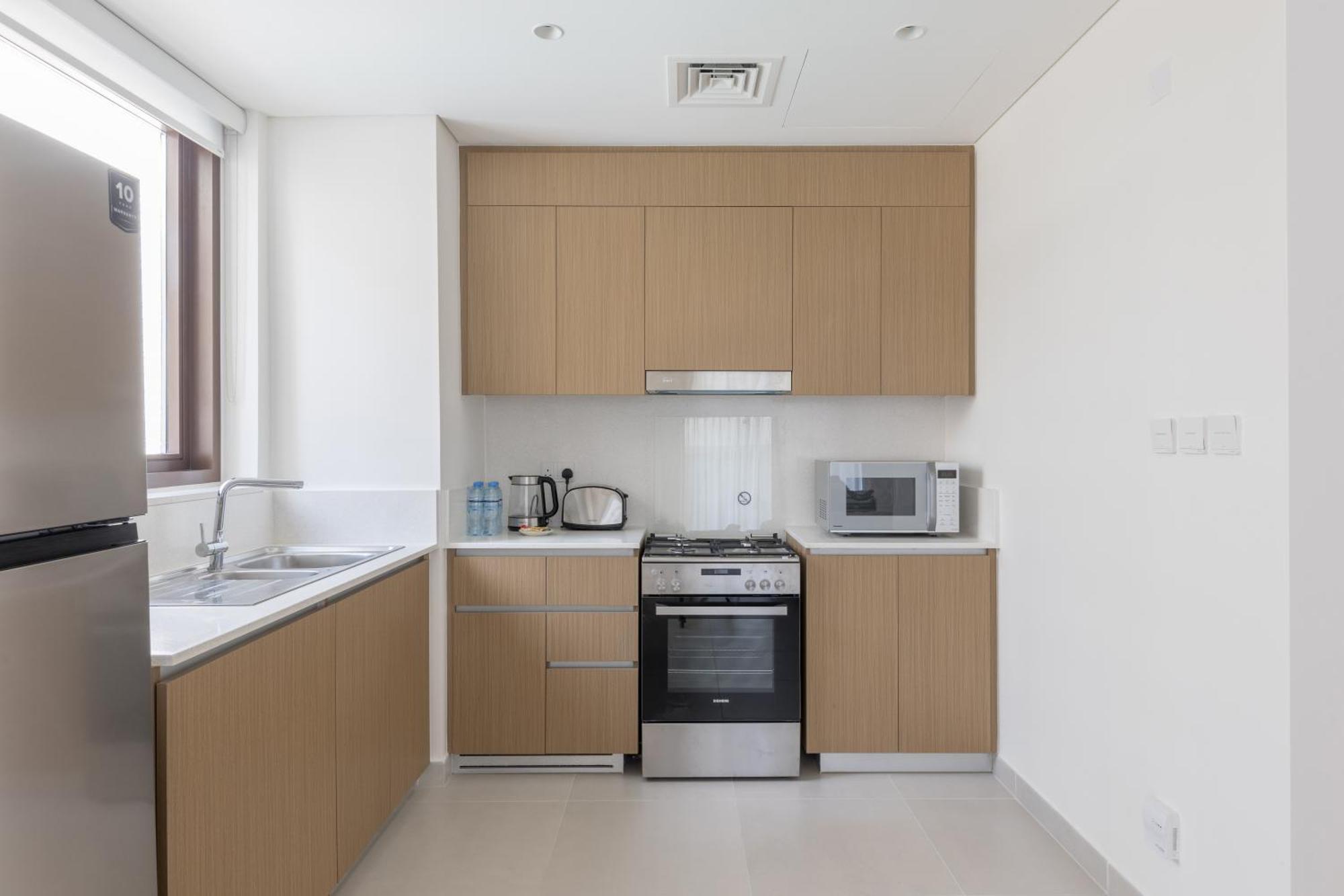 Premium White And Beige 3br In Creek Harbour * Dubai