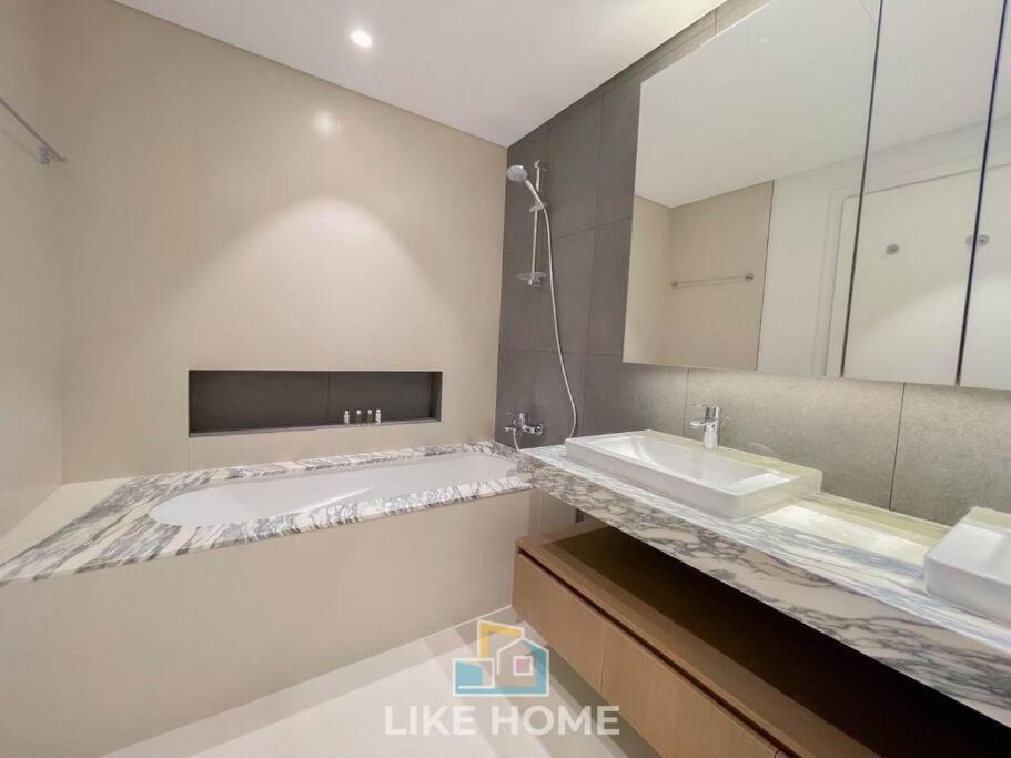 Apartment Like - 4207 Modern In The Grand With Pool Dubai