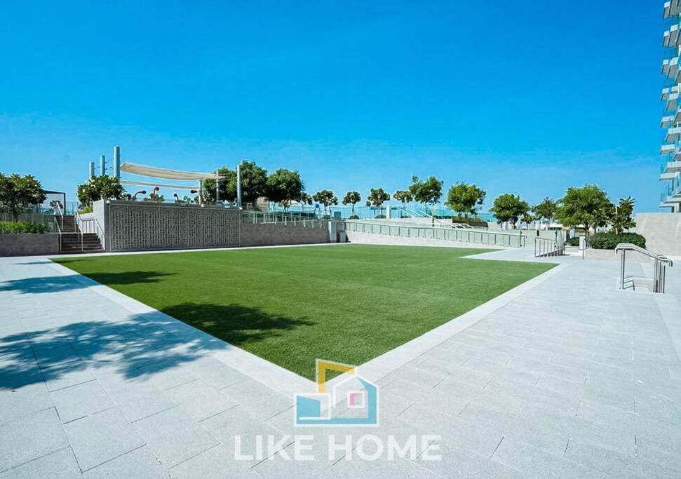 Like - 4207 Modern In The Grand With Pool Apartment