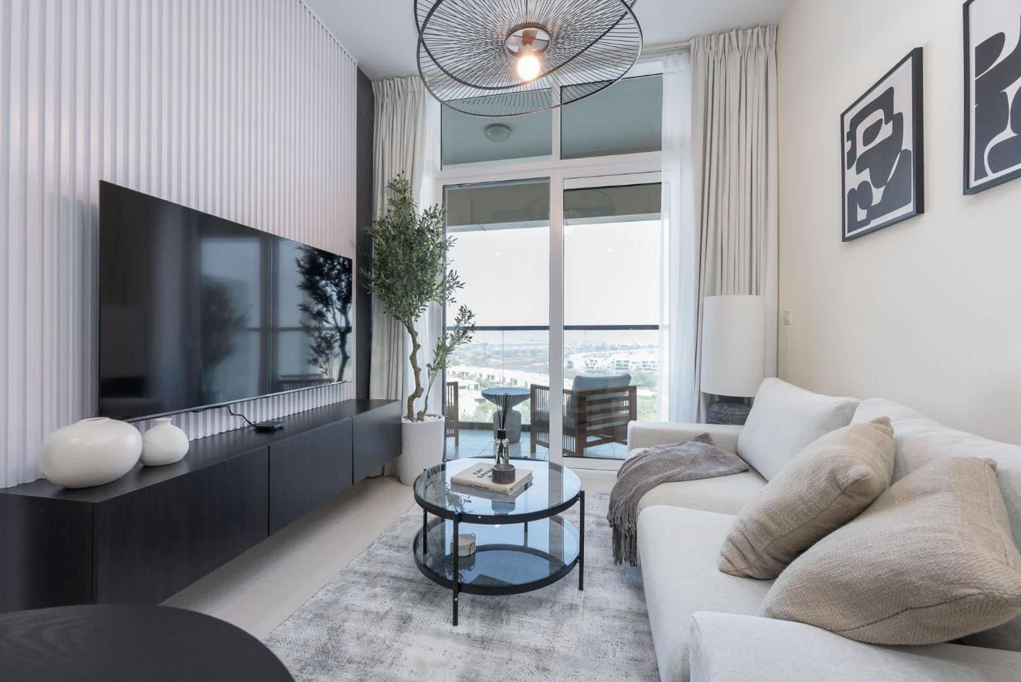 Cozy 1-bedroom At Golf In Damac Hills With Relaxing Views! Dubai