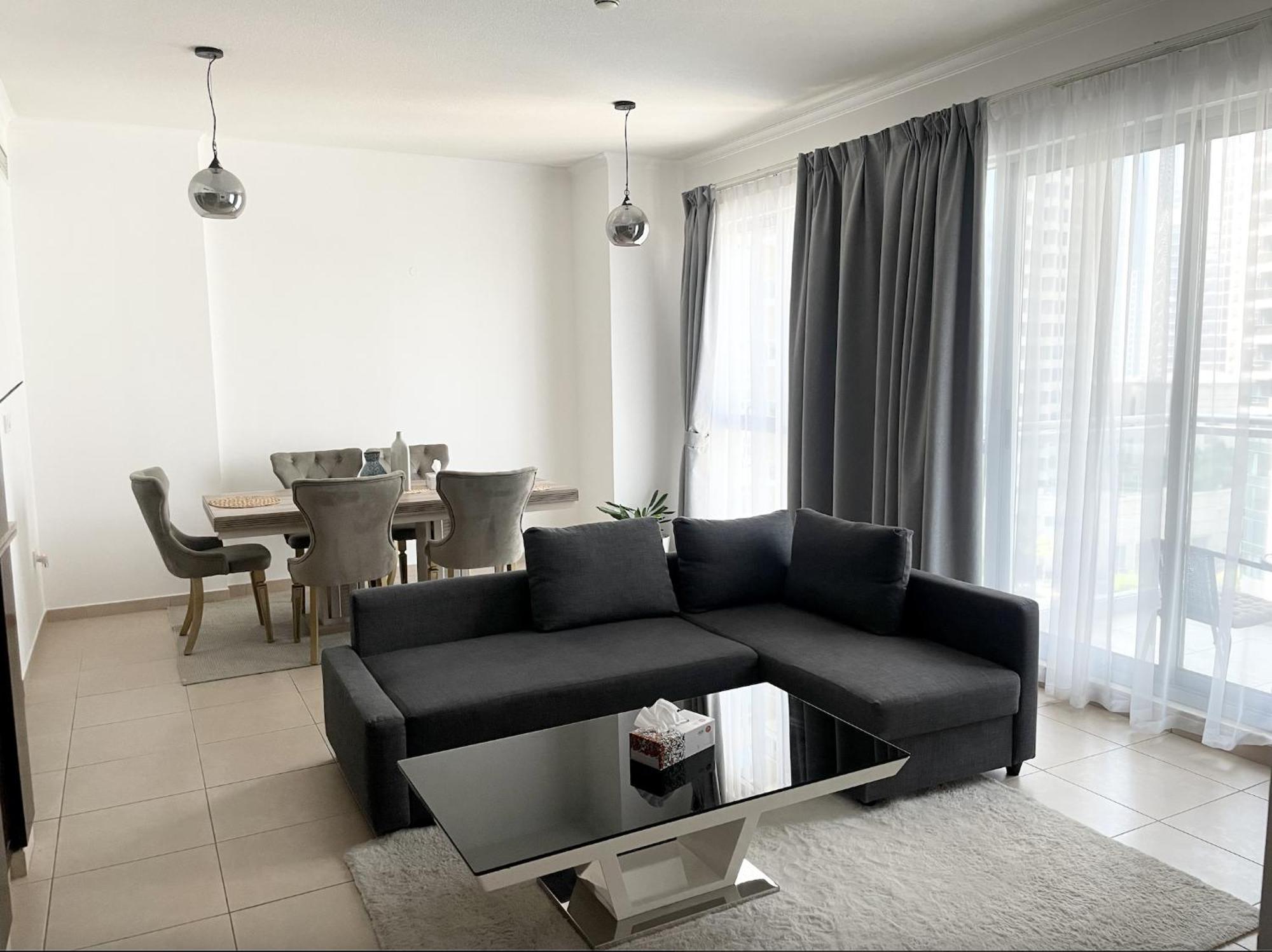 The Residences 1 - Luxury 1br In Downtown - 2 Mins Walk To Burj Khalifa & Mall Apartment Dubai