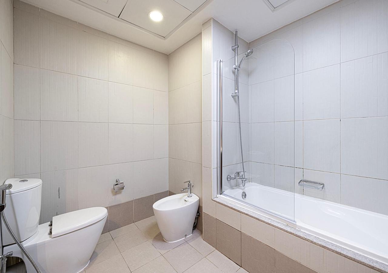 Next'house - Business Boulevard Host Hostel *