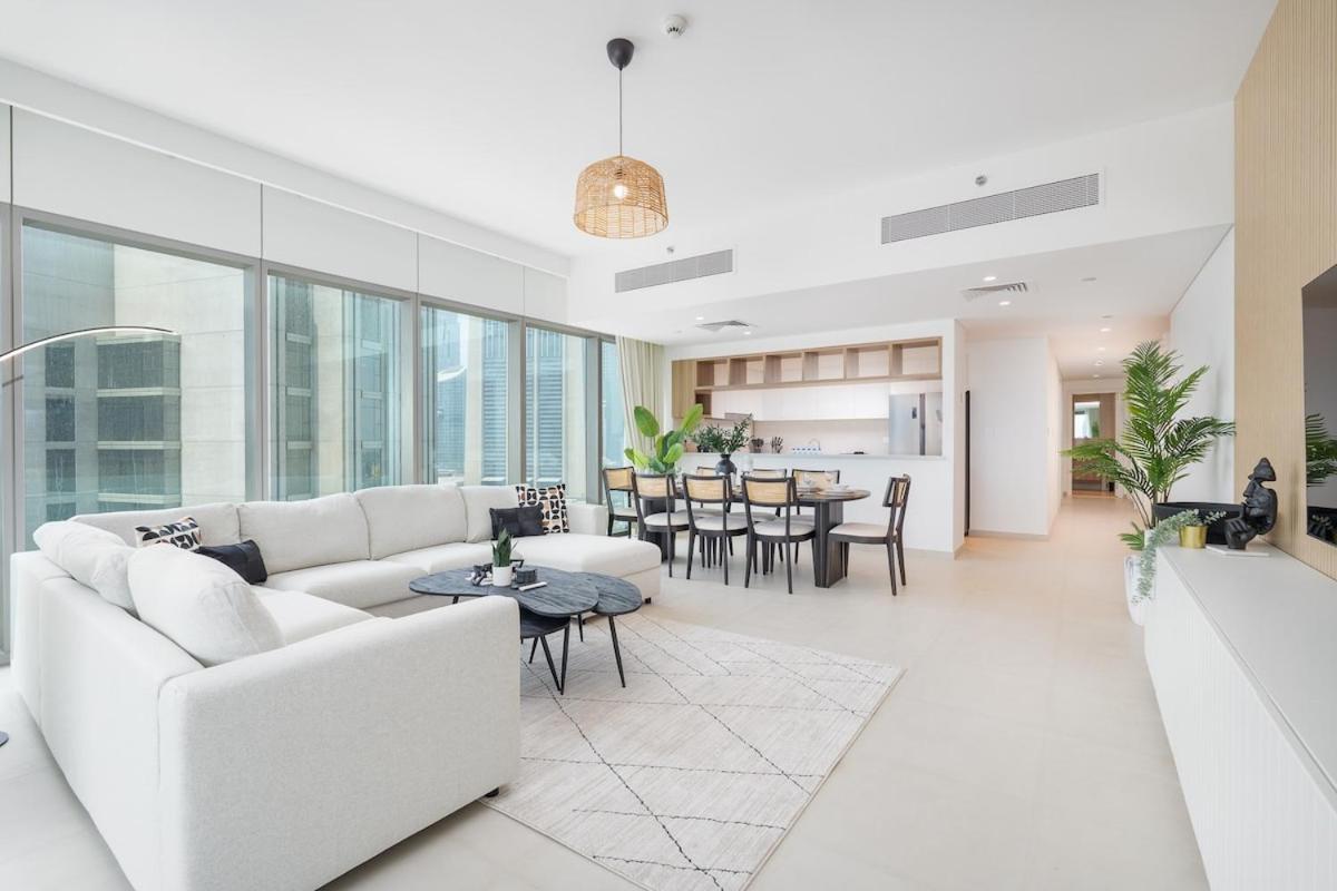 Apartment Luxurious 4-bedrooms Near Burj Khalifa And Mall In Downtown!