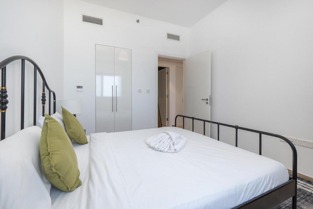 Peaceful 2-bedroom In Jebel Ali Perfect For 6! Apartment Dubai