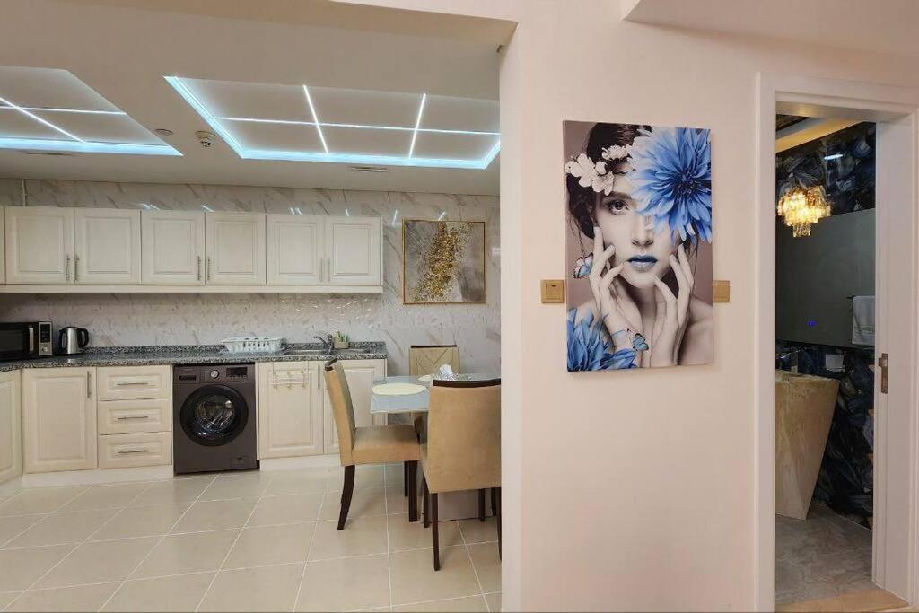 Apartment Cozy Urban 1br Dubai