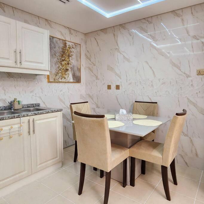 Cozy Urban 1br