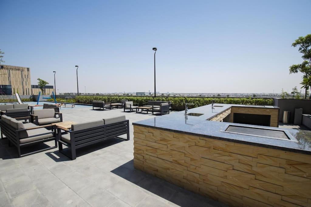 Chic 1 Bedroom In Prive Residence, Hills * Dubai