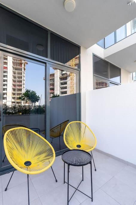 Nasma Luxury - Trendy & Stylish Living At Azizi Riviera 41 Apartment