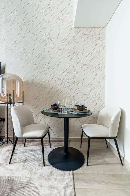 Apartment Nasma Luxury - Trendy & Stylish Living At Azizi Riviera 41