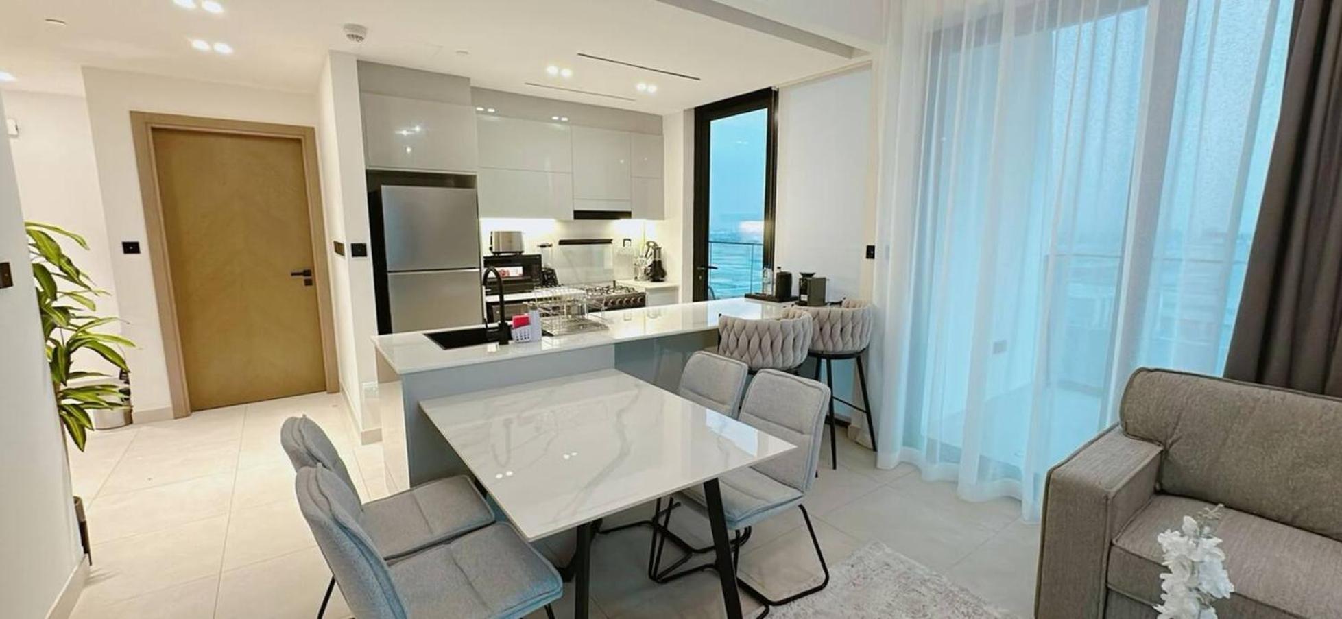 Apartment Premium 2br With Burj Khalifa View