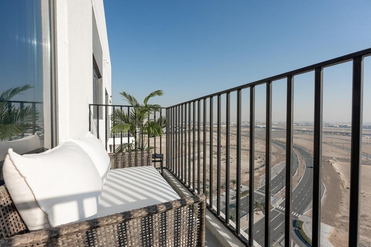 Soothing 1-bedroom With A Modern Kitchen And Dining Area In Jebel Ali Apartment *