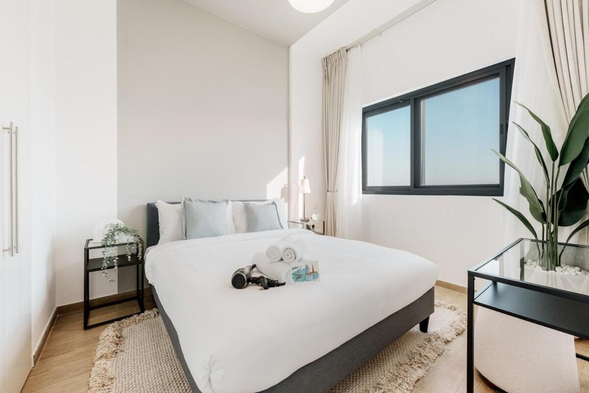 Soothing 1-bedroom With A Modern Kitchen And Dining Area In Jebel Ali *