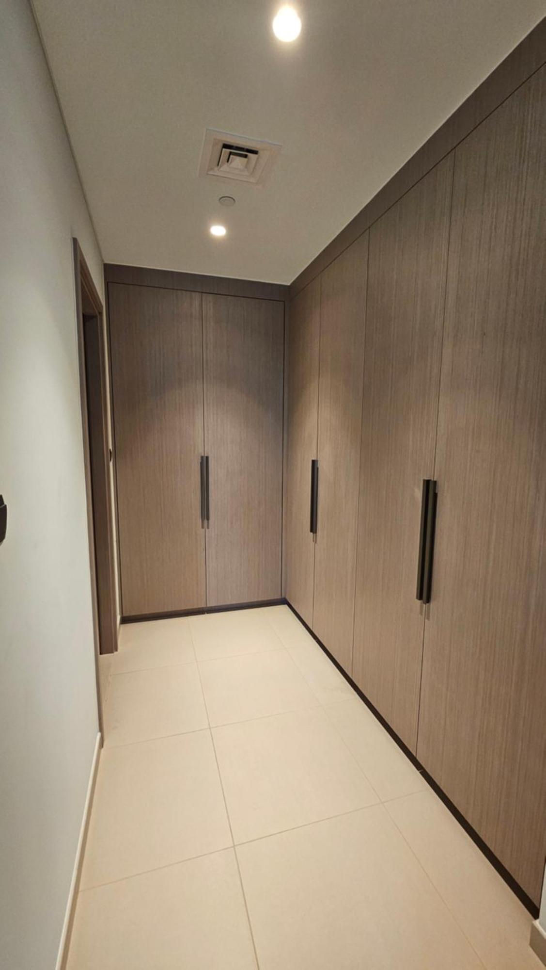 Mh- Stuning 2 Bedroom - Act Tower - Burj View - Downtown Ref501 * Dubai