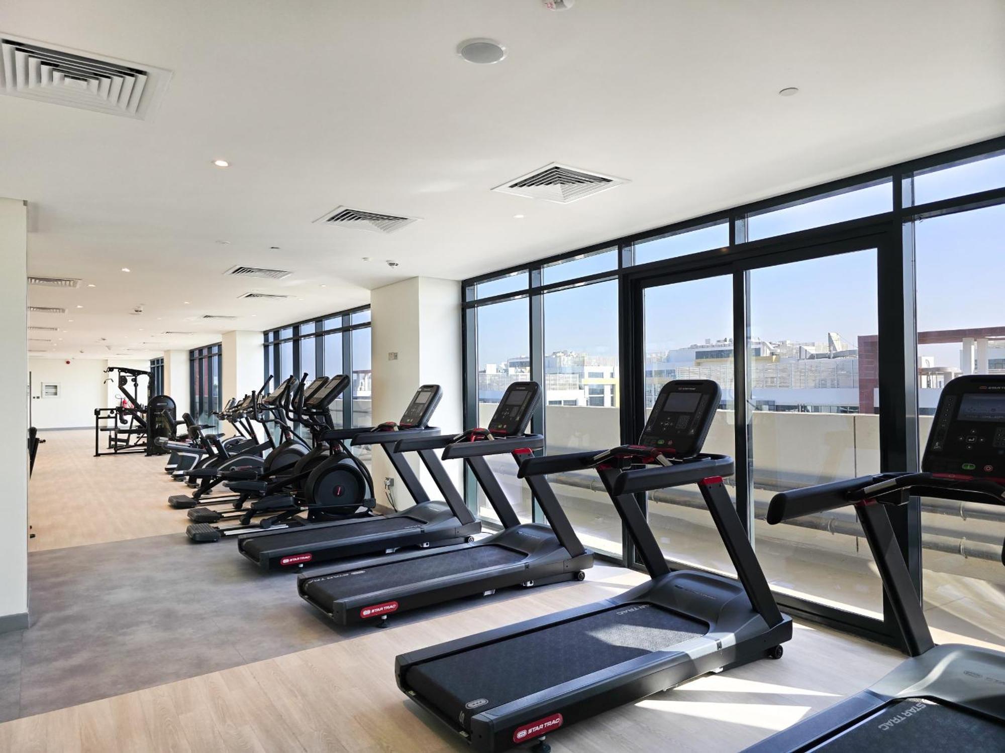 Easygo- Lavish Stu With Pool View In Azizi Riviera Apartment Dubai