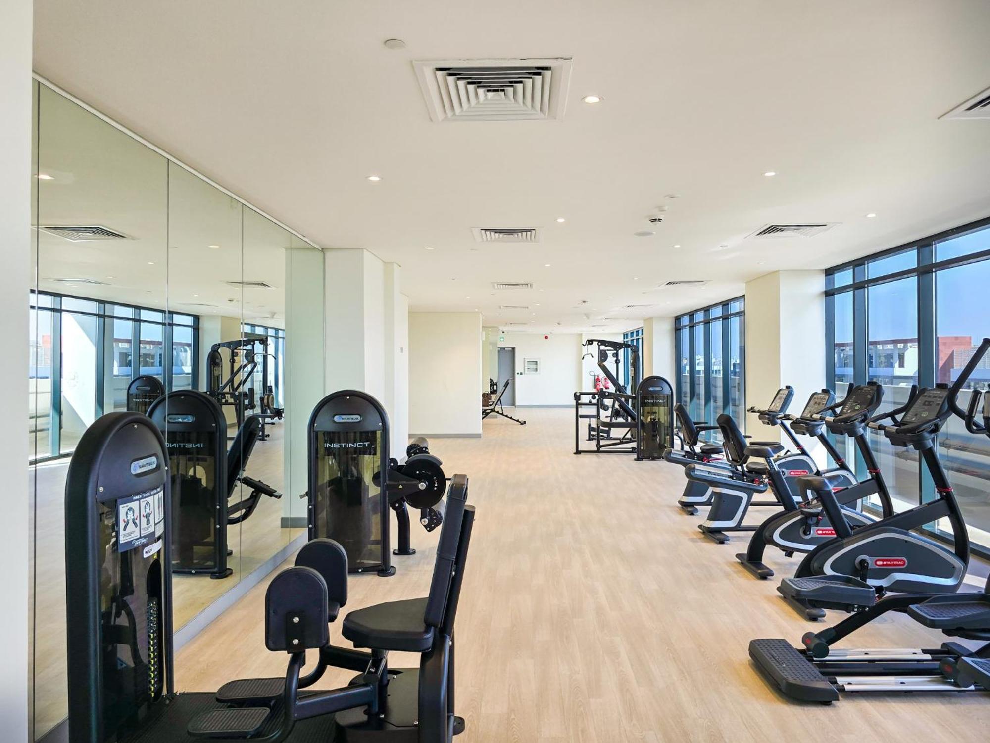 Easygo- Lavish Stu With Pool View In Azizi Riviera Apartment *