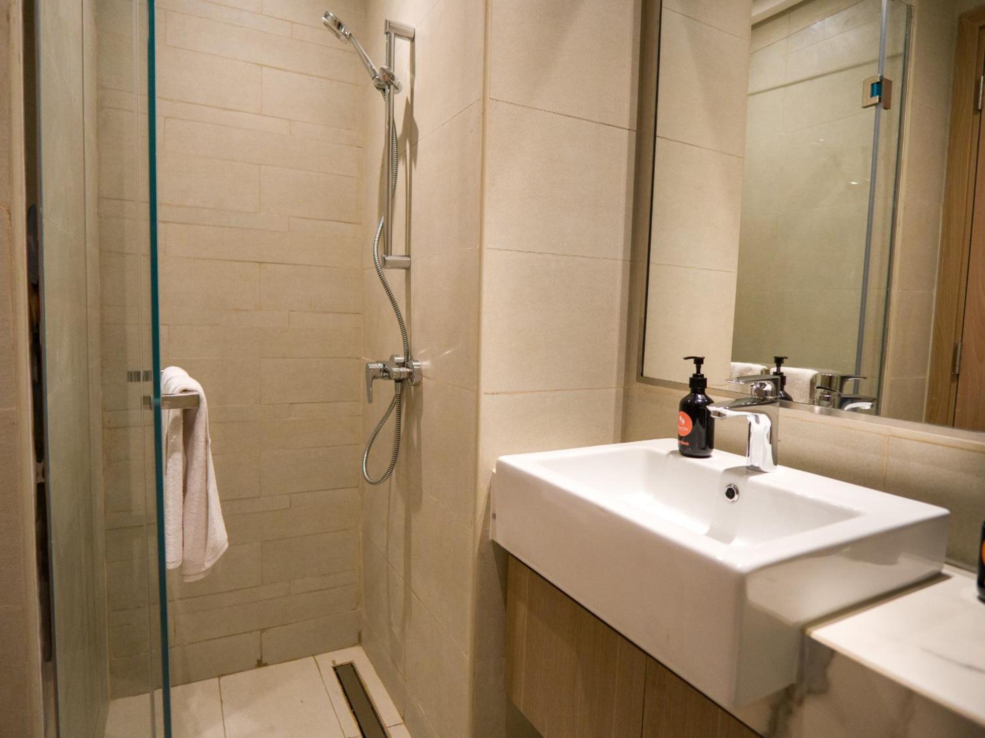Easygo- Lavish Stu With Pool View In Azizi Riviera Apartment Dubai
