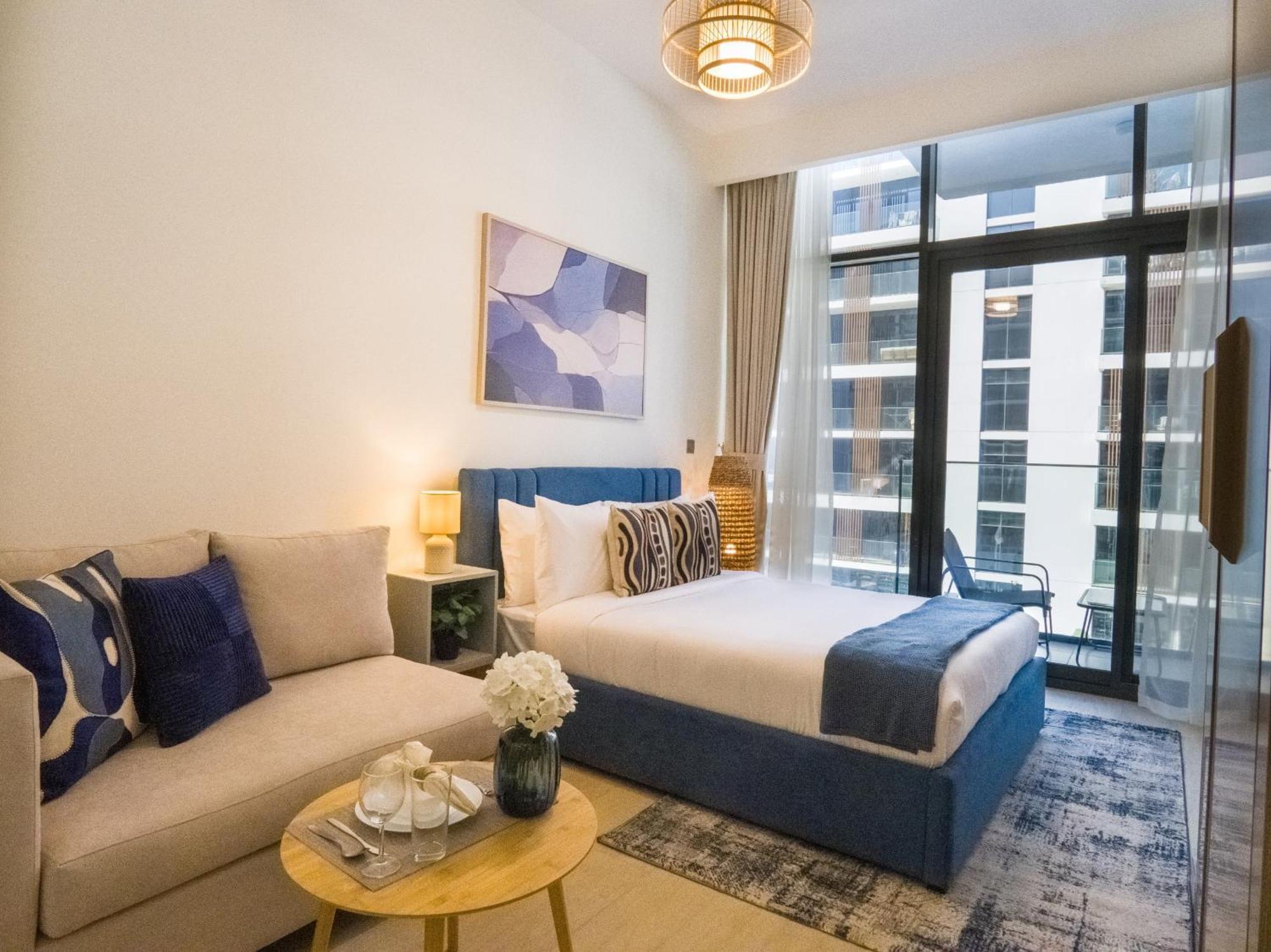 Easygo- Lavish Stu With Pool View In Azizi Riviera * Dubai