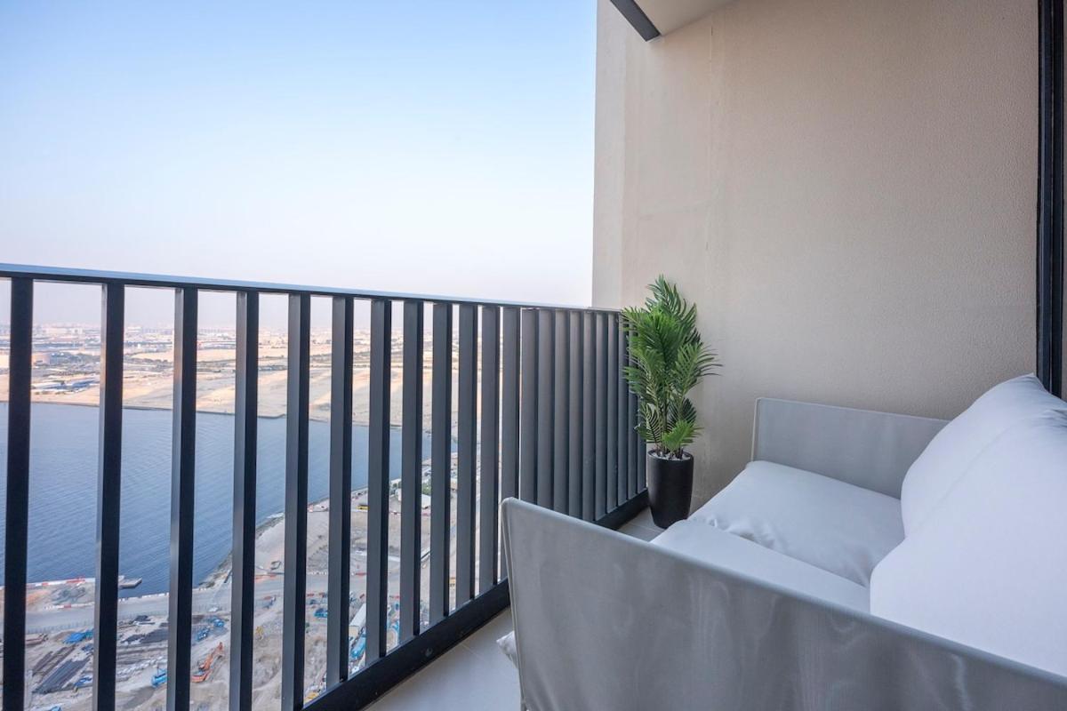 Apartment Astonishing 1 Bedroom In Creek Harbour Dubai