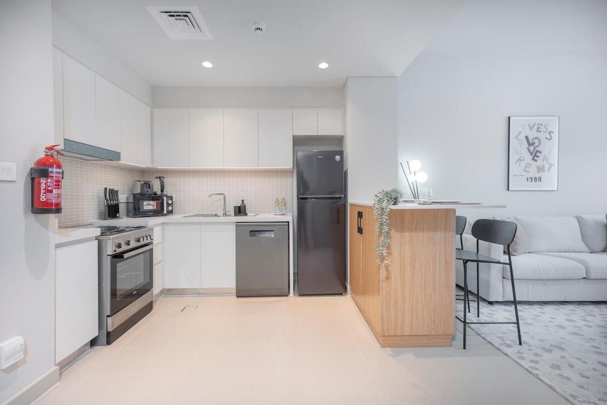 Apartment Astonishing 1 Bedroom In Creek Harbour Dubai