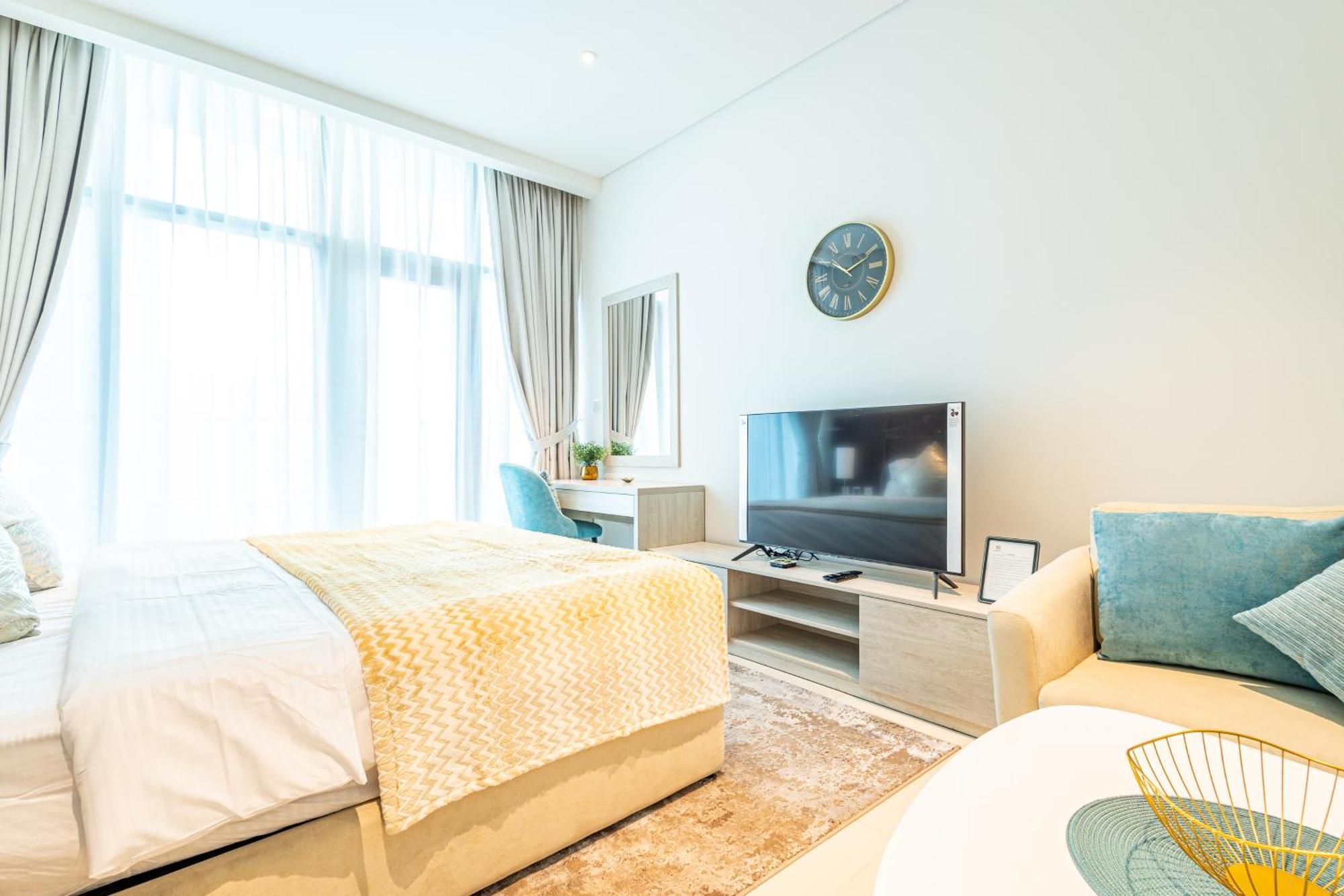 Superhost- Elegant In Palm Jumeirah With Private Access Apartment *