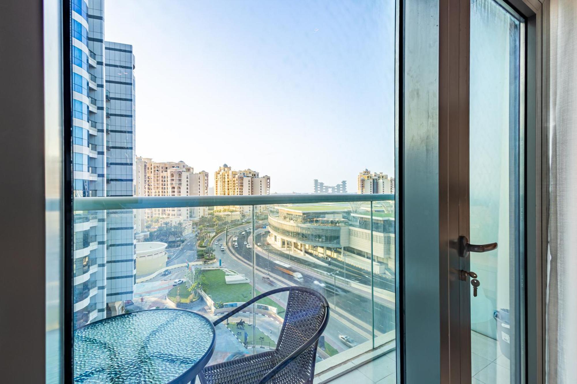 Superhost- Elegant In Palm Jumeirah With Private Access