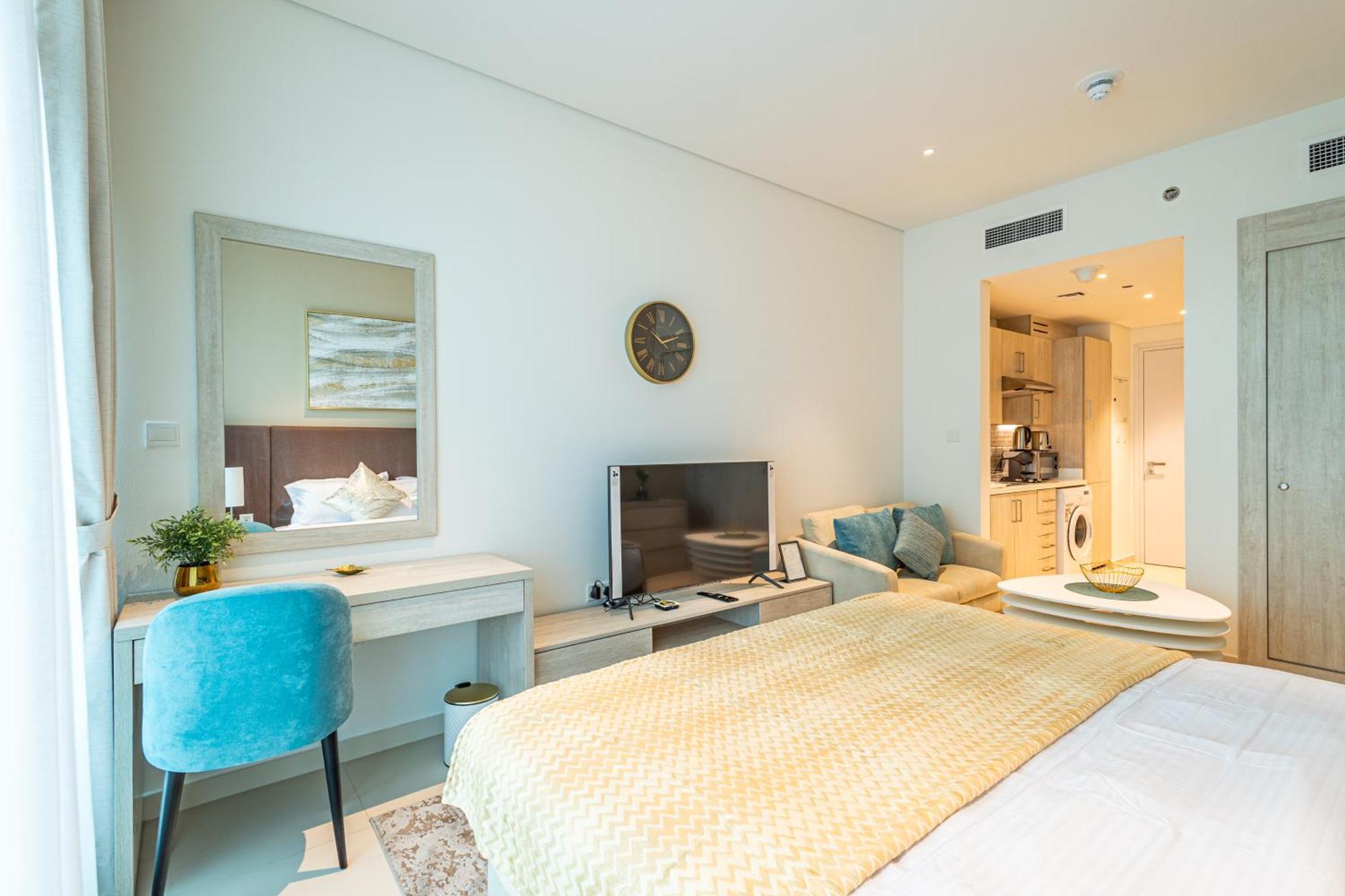 Superhost- Elegant In Palm Jumeirah With Private Access Apartment