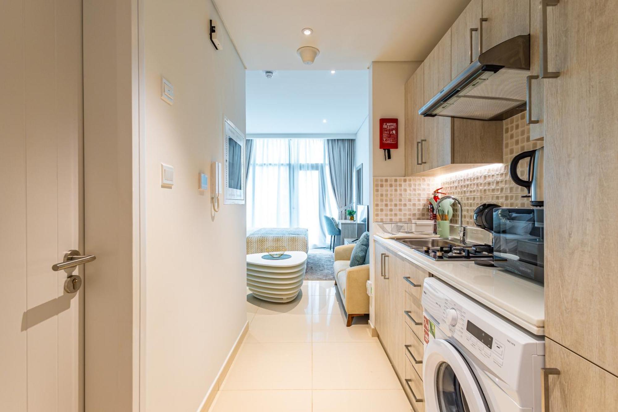 Superhost- Elegant In Palm Jumeirah With Private Access Apartment