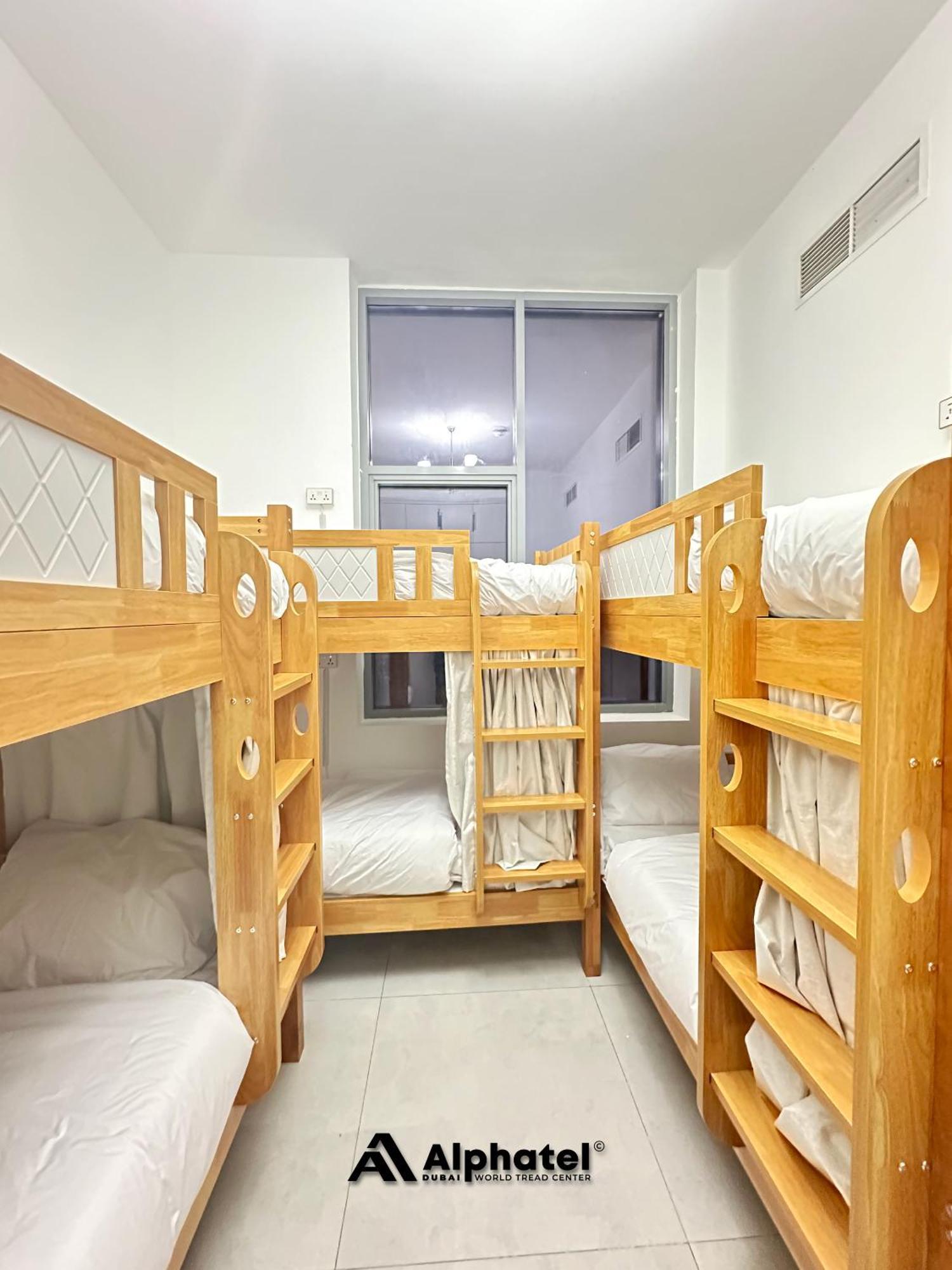 Hostel Alphatel - World Trade Centre