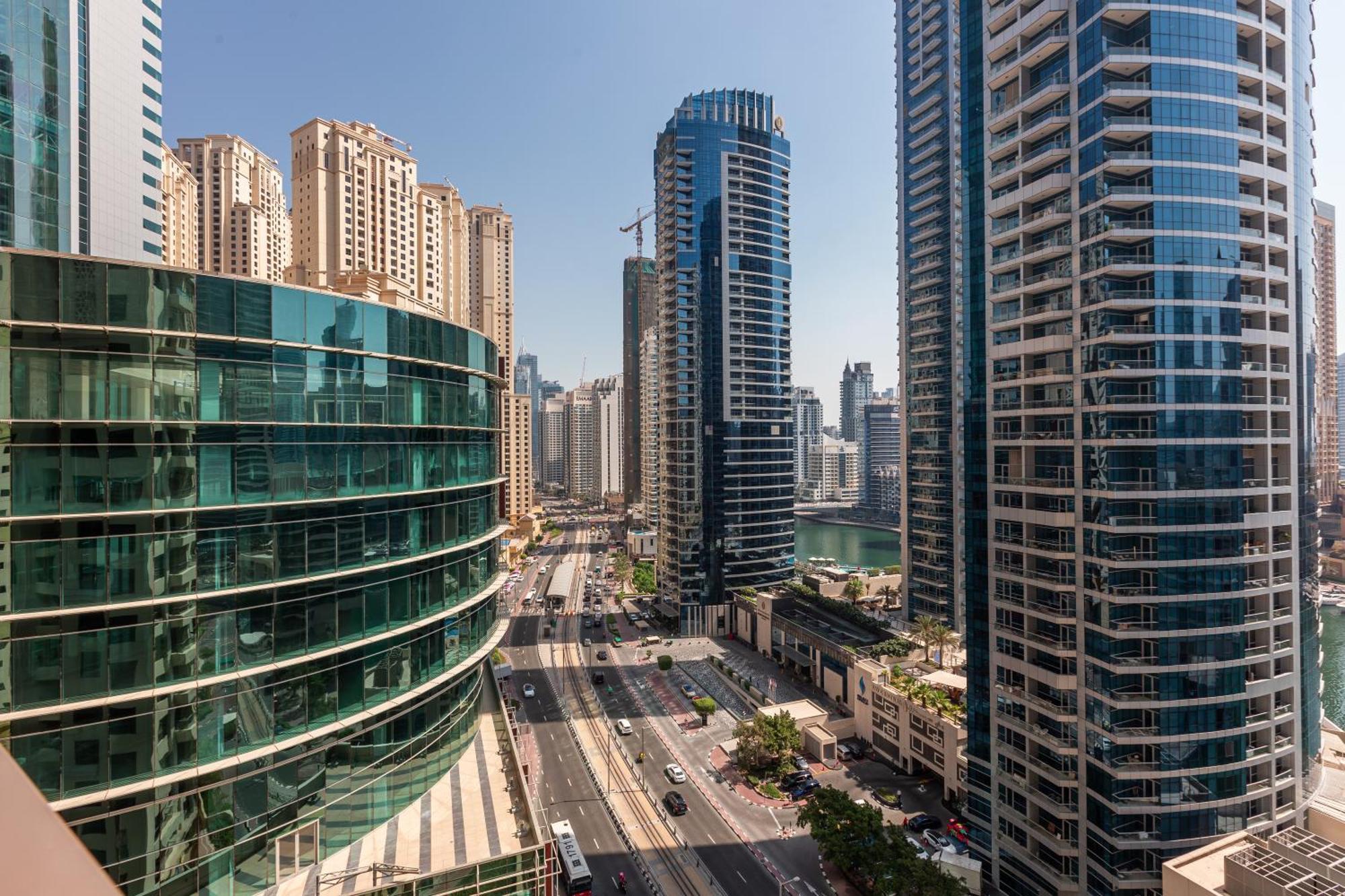 Apartment Luxury 1 Bedroom With Beautiful Marina View! Dubai