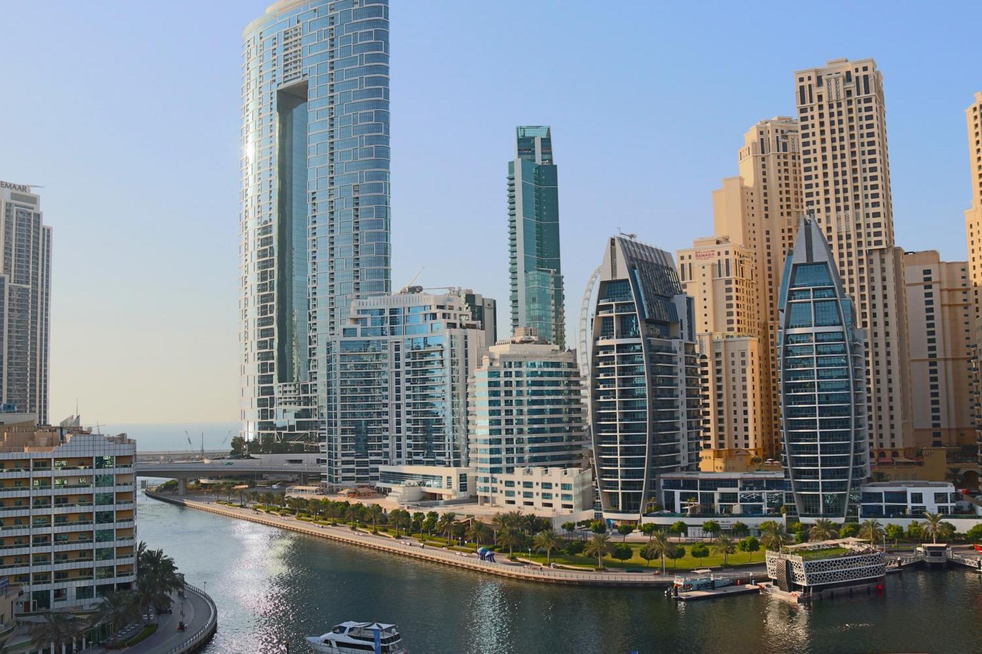 Condor Marina Star By Casa Royale * Dubai