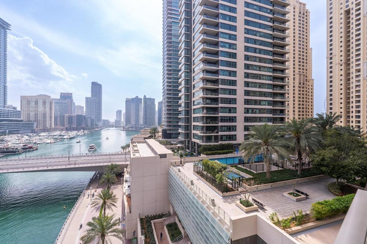 Apartment Marina Oasis Cozy 1-bed Flat With Stunning Views *