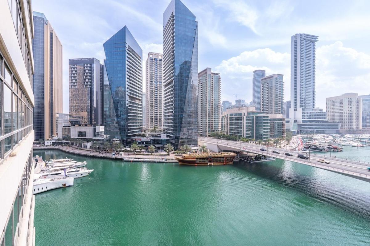 Marina Oasis Cozy 1-bed Flat With Stunning Views Apartment *