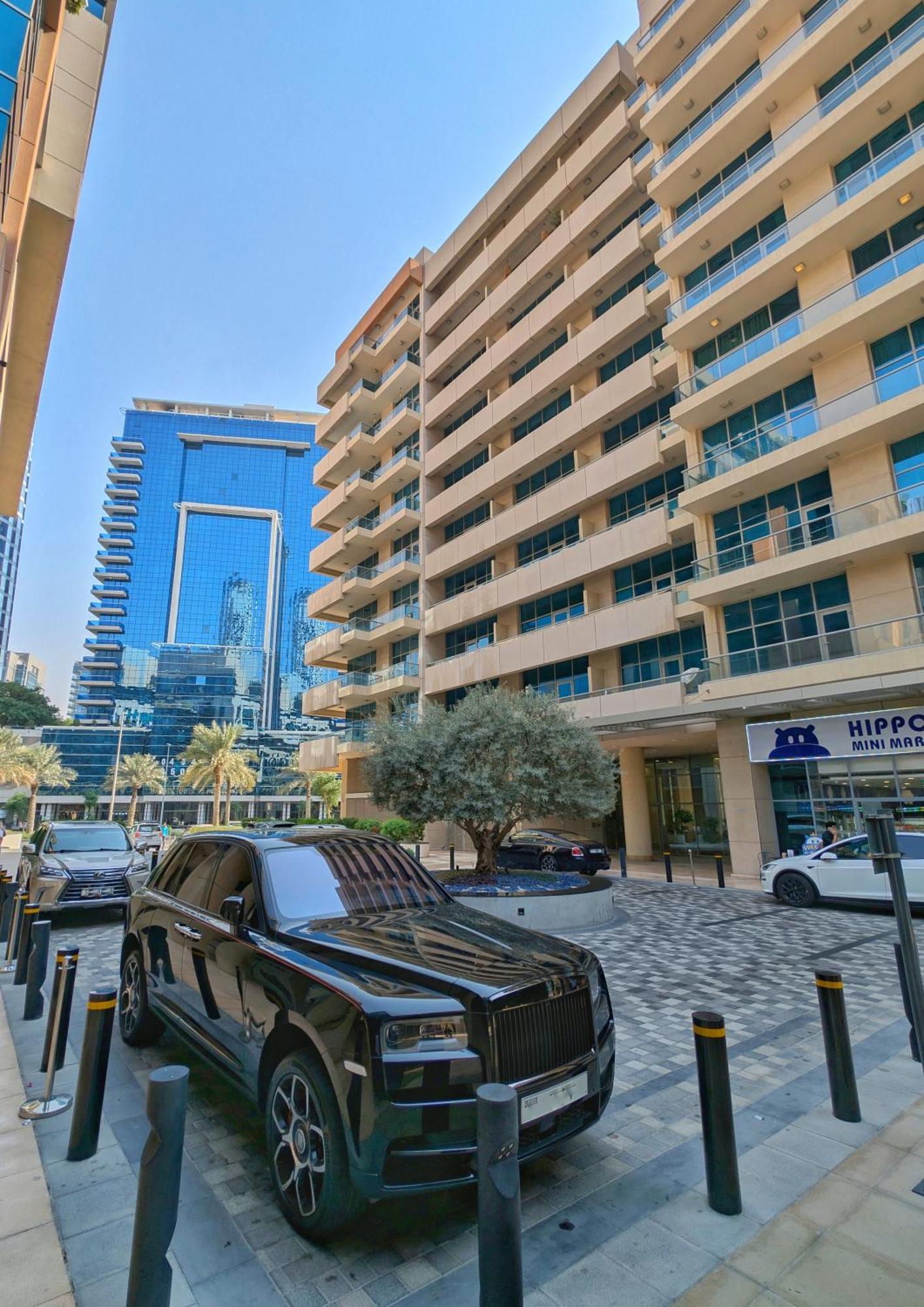 Feral Homes With Burj Khalifa View Apartment *