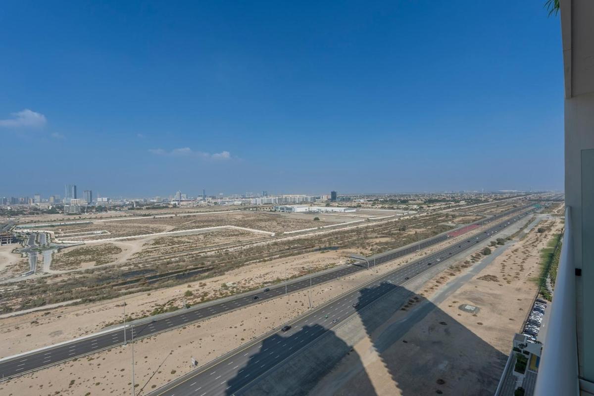 Charming At Carson Tower B In Damac Hills!