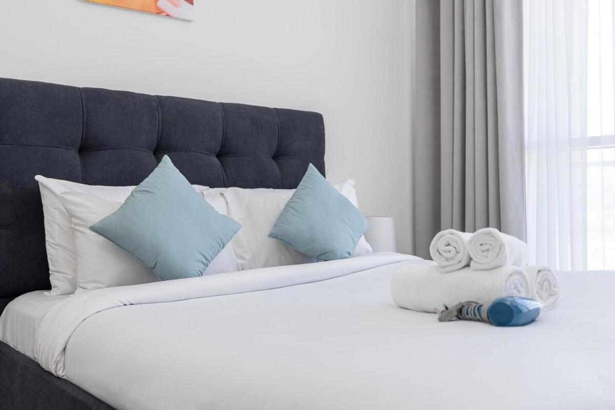 Charming At Carson Tower B In Damac Hills!