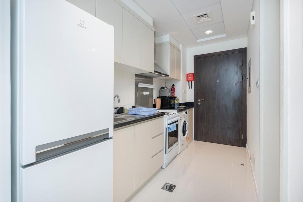 Charming At Carson Tower B In Damac Hills! Apartment