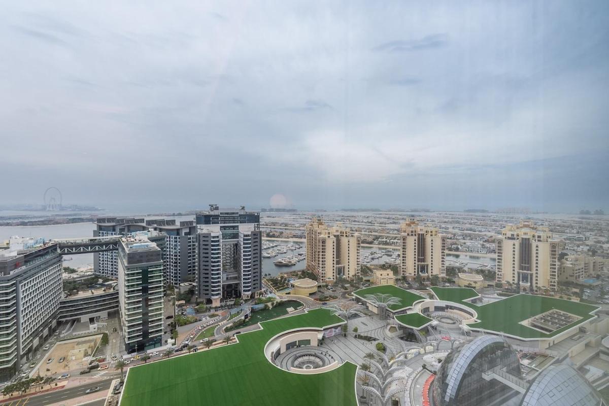 Serene Seaside Studio On Palm Jumeirah * Dubai