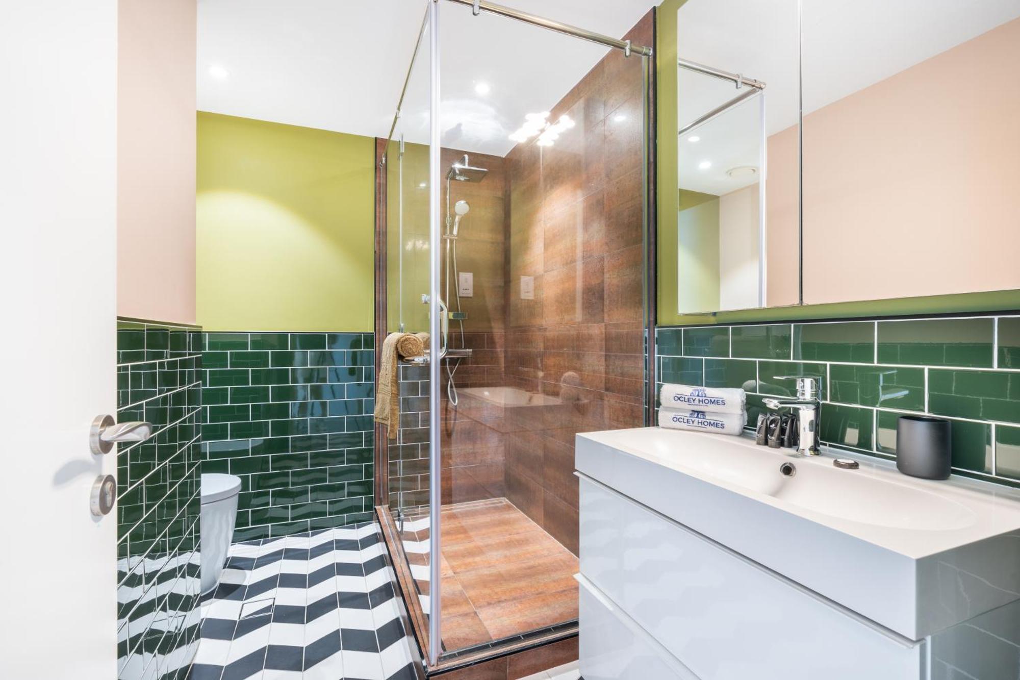 Stylish 4br Steps Away From Jbr Dubai